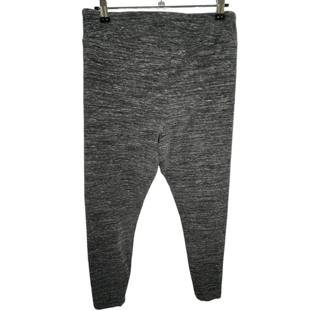 Time and Tru Dark Grey “Fuzzy” Patterned Basic Stretchy Leggings